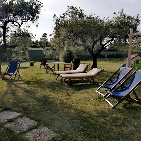 Nonna Piera Bed and Breakfast Marina Di Carrara Exterior foto